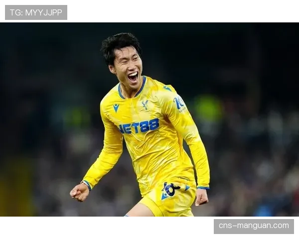 法兰克福主帅确认：球队日本国脚镰田大地将因累积黄牌停赛